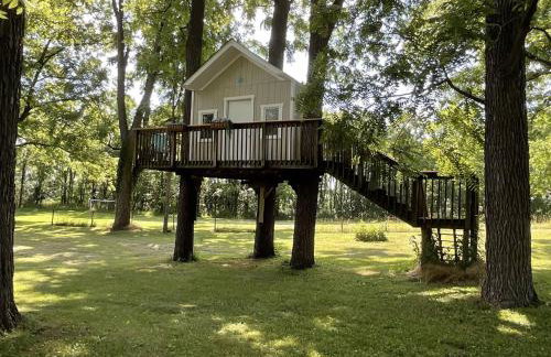 Secluded Luxe 5BR Estate| Pool, Wineries, Near ND - Foto 53