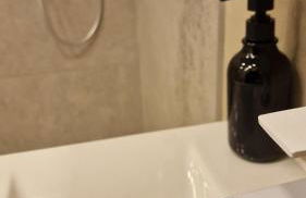 AUXBRG - 4 Zimmer, XL Wasserbett, 65 Zoll TV, XL Terrasse - Foto 39