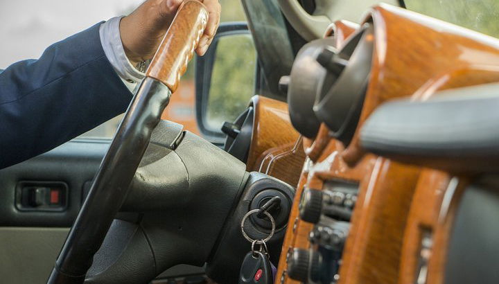 Traslado privado superior desde la ciudad de Lyon a la ciudad de Ginebra - Foto 2