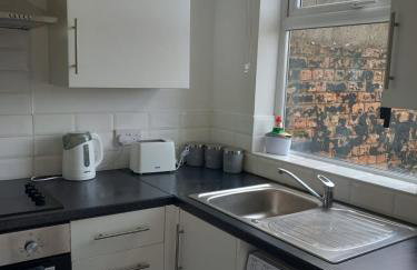 Humber Maisonette Airy, Modern & Chic! - Foto 8