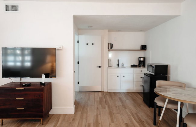 Suites by The Wellborn - Foto 19