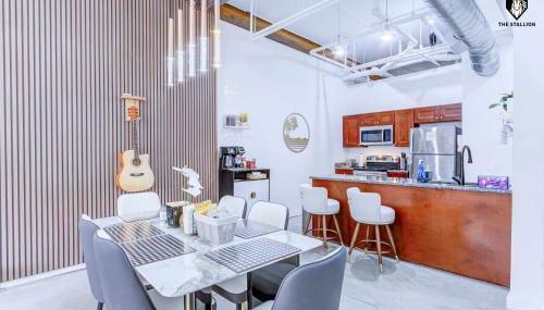 The Stallion #107 - Modern Spacious Loft in Downtown with free parking - Foto 2, stove