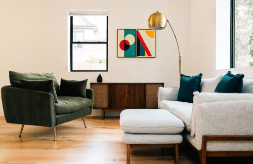 Colorful Sunnyside Escape - Walk to Dining & Parks - Foto 7