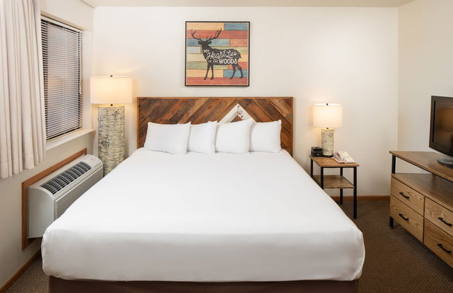 Timber Ridge Lodge and Waterpark - Photo 6