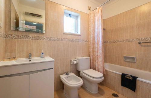 Villa Oasis, Piscina, Jacuzzi, Ténis e Praias! - Foto 30