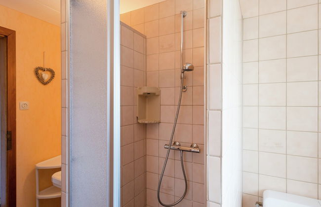 Spacious Holiday Home With Large Garden - Foto 22