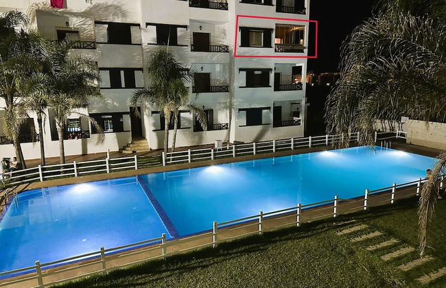 Luxurious Scandinavian-style pool & play - Photo 1