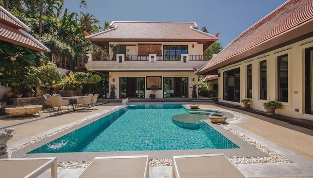 Solas Pool Villa in Nai Harn - Foto 2, Habitación