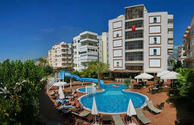 Hotel Bella Bravo - Photo 39