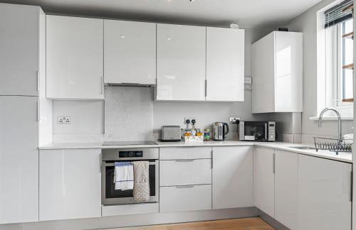 Modern 1 bedroom Apartment with views on West London - Pass the Keys - Foto 4