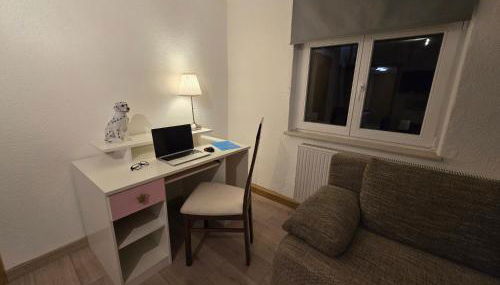 FERIENWOHNUNG 52m2 APARTMENT in ZITTAUER STADTZENTRUM INNENSTADT INNENRING TOP LAGE - WOHNEN AUF ZEIT IN ZITTAU - 2 RAUM WOHNUNG EINKAUFSSTRASSE - Foto 5