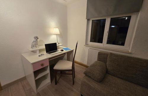 FERIENWOHNUNG 52m2 APARTMENT in ZITTAUER STADTZENTRUM INNENSTADT INNENRING TOP LAGE - WOHNEN AUF ZEIT IN ZITTAU - 2 RAUM WOHNUNG EINKAUFSSTRASSE - Foto 5