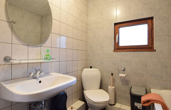 Forest Cottage With Ponds - Photo 11