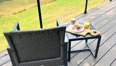 The Cabin - Private Car Park with CCTV - Fast WiFi - Peaceful Retreat with Views for Business or Couples - Foto 5, Garden, Garden view