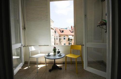 Luxury living Apartments - Photo 14