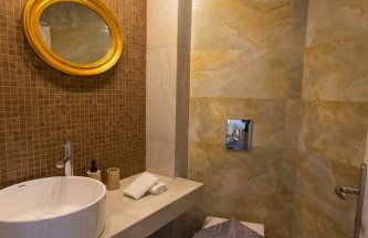 The Bridge House - Foto 31