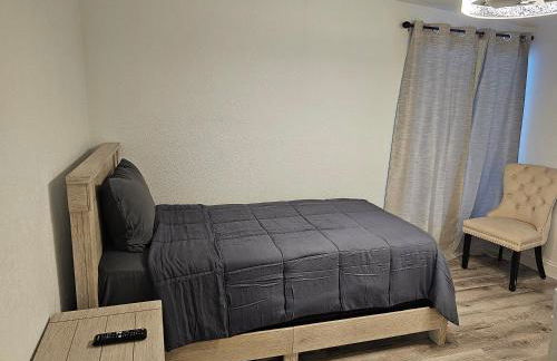 Sunny Goldie - Photo 9