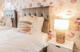 Spacious 1 bed flat-FREE Parking - Foto 24