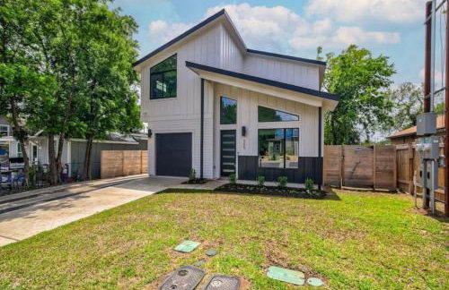 New Modern 3BR 2.5BA North Loop, Cowboy Pool and Patio by Austin Vacay - Foto 8