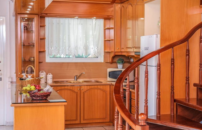 Villa Mitzelos - Photo 11