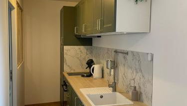 Le petit cosy - proche centrale tricastin & marché aux truffes - Foto 3