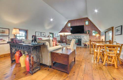 9 Mi to Boyne Resort! Farmhouse Near Town and Lake - Foto 6