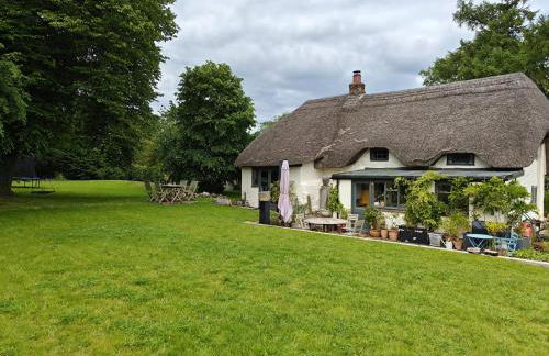 3 Bed in Lockeridge oc-f29647 - Photo 1