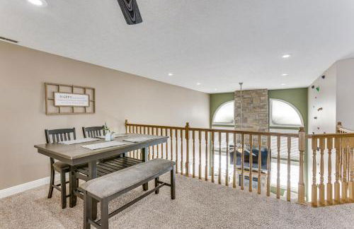 Family Home on 9 Acres! Climbing Wall and Gym - Foto 27