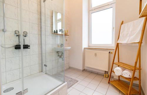 Exklusive Wohnung mit Kingsize-Bett I 75qm I am See I Waschmaschine I Streaming I gratis Kaffee & Teeangebot - Foto 6