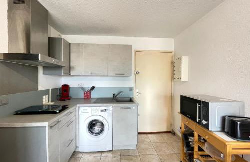 Charmant 2 pièces à Sète, à 300m de la plage avec parking et loggia vitrée - FR-1-338-302 - Photo 14