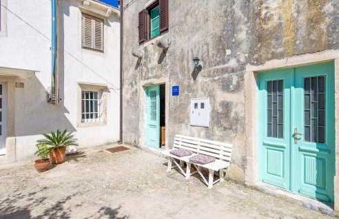 3 Bedroom Lovely Home In Nerezine - Foto 12