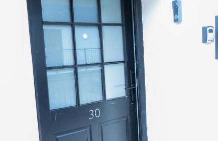 1BR Sleeps 4, 3 mins from City centre & Local Gems - Foto 3