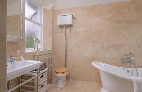 Haven Retreat Scotland - Large 4 Bed House with Woodland garden, Aboyne ,Royal Deeside - Photo 25