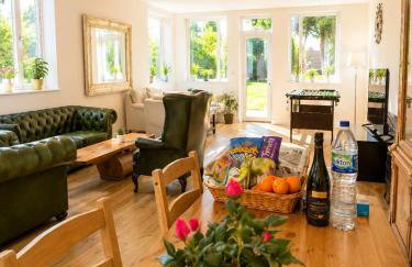 North London A spacious 7 bedroom house accommodating up to 18 people complete with own gym and table tennis - Foto 1