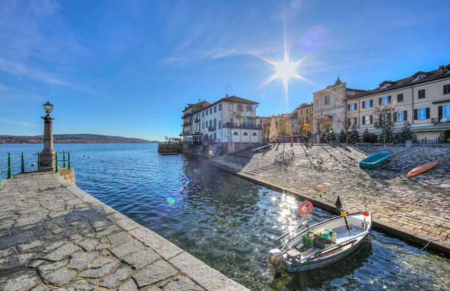 Lago Magico Pied Dans L Eau - Foto 2