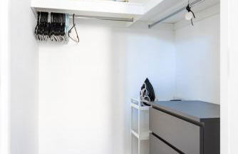 Luxury 1 bedroom apartment - Photo 8