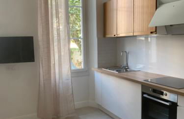 Cœur du Prado À deux, pas des Plage et du stade plein centre - Foto 10