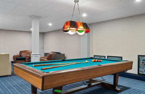 Luxury Princeton Estate Pool, Hot Tub, Sleeps 20 - Photo 68