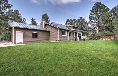 Game Room, Yard, Deck and Fireplace Lakeside Home - Foto 2