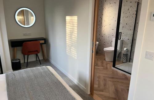 Thrumster Lodges - 3 Luxurious Self Catering Lodges on the NC500, 2 with Hot Tubs - Photo 13