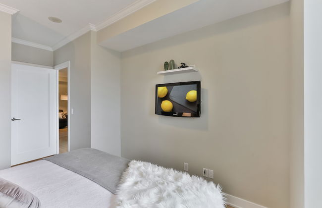 QuickStay - Modern 2-Bedroom Condo, Panoramic City Views - Foto 12