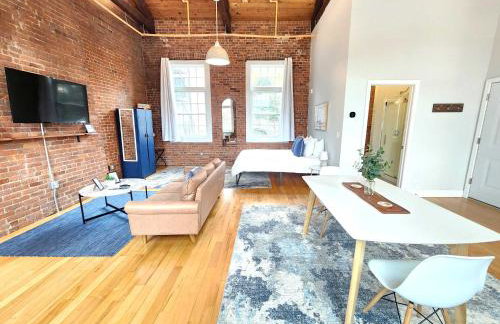 Jennifer's Riverfront Loft State House Views - Foto 11