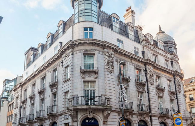 The Chamber Suites - Photo 15