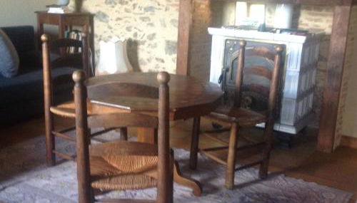 superbe petite maison de caractère dans le Cantal - Foto 2