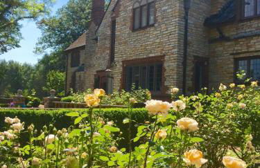 Stoneleigh - Historical Country Estate - Photo 42