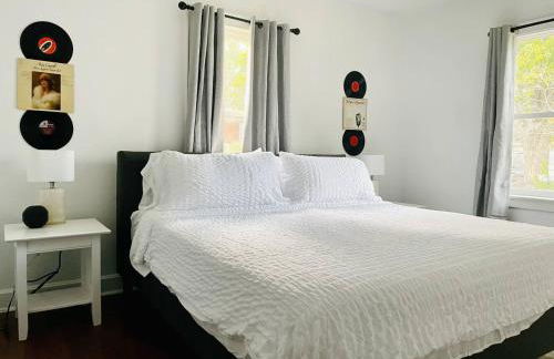 Centrally Located EVV Apartments - Foto 31