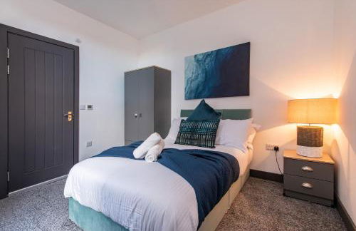 Victoria Apartments Stylish 3BR in Hartlepool - Photo 20