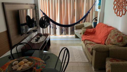 Apartamento Praia das Astúrias, 2 minutos de caminhada para praia, piscina, garagem demarcada, cama Queen - Foto 2