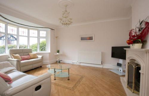 The Cottage on the Beach - Sleeps 7 - Large Garden - Foto 5