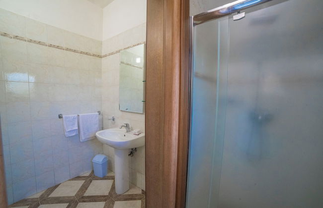 Villa Lisa with huge Pool and Garden - Foto 16